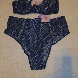 Elegant Black Lace Lingerie Set